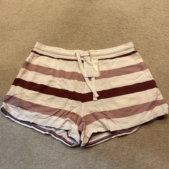 Thread & Supply Lounge Set - NWT - Picture 2 of 5